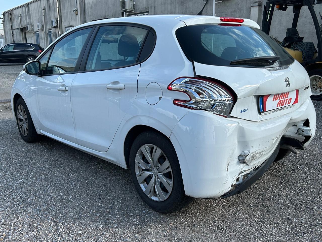 Peugeot 208 1.2 VTi 82 CV 5 porte
