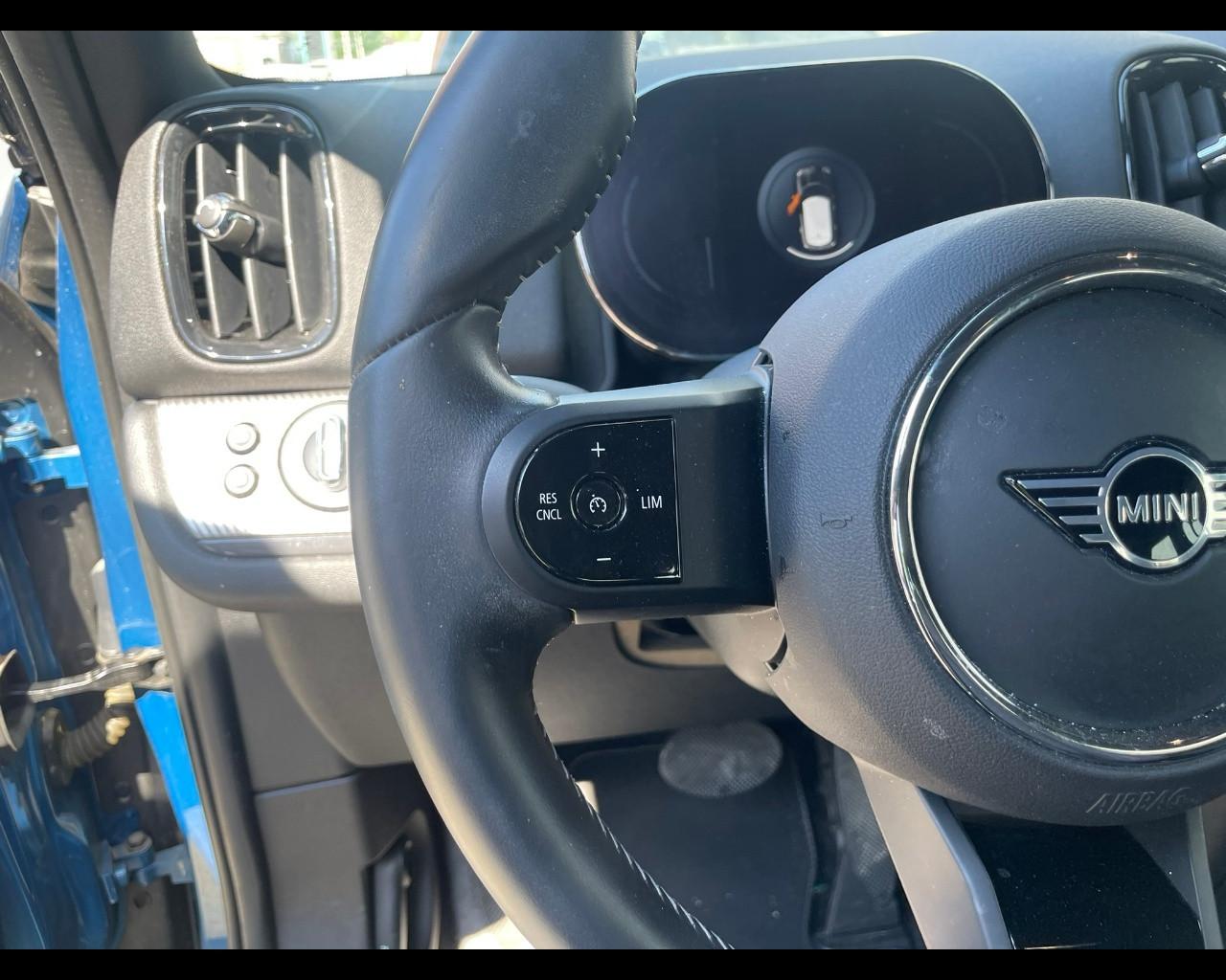 MINI Mini Countrym.(F60) - Mini 2.0 Cooper SD Yours Countryman ALL4