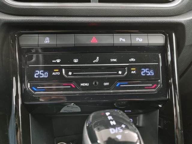 VOLKSWAGEN T-Roc 1.5 TSI ACT DSG R-Line