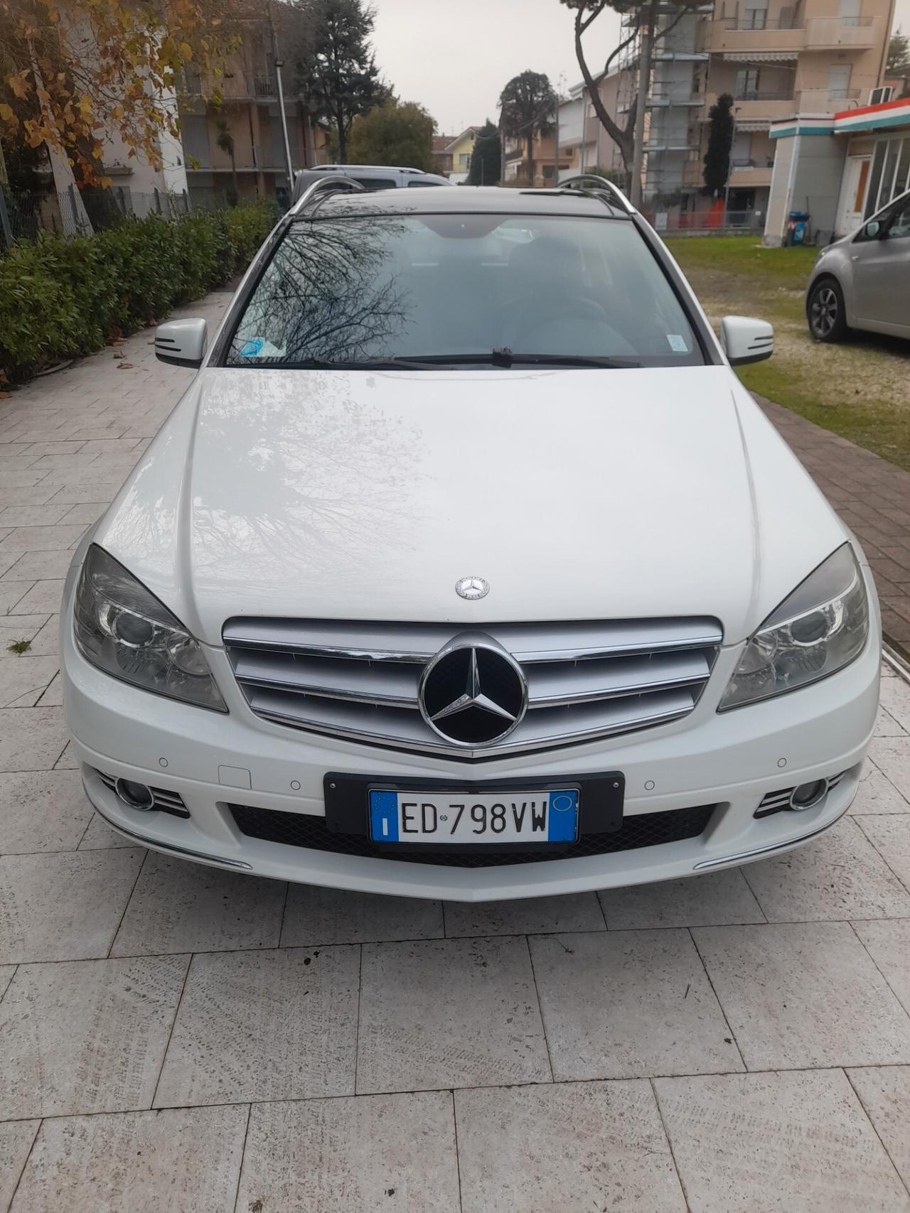 MercedesC 220 CDI S.W. BlueEFFICIENCY Elegance AUTOMATICA