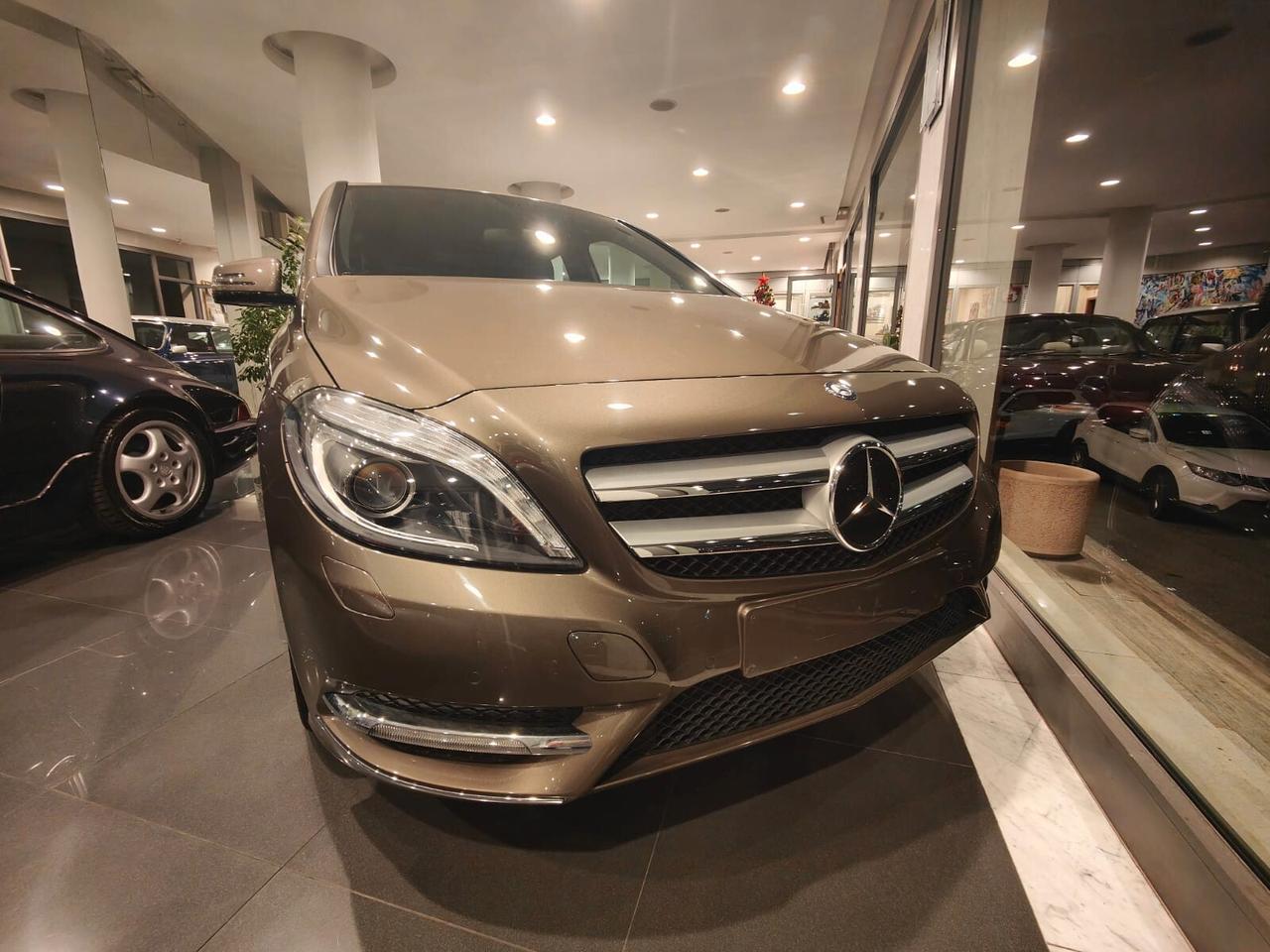 Mercedes-benz B 180 CDI BlueEFFICIENCY Premium