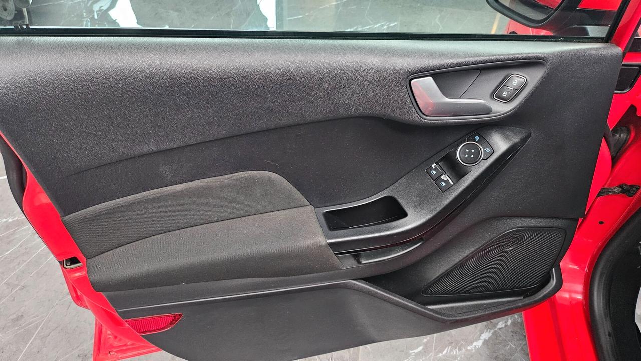 Ford Fiesta 1.1 5 porte Plus