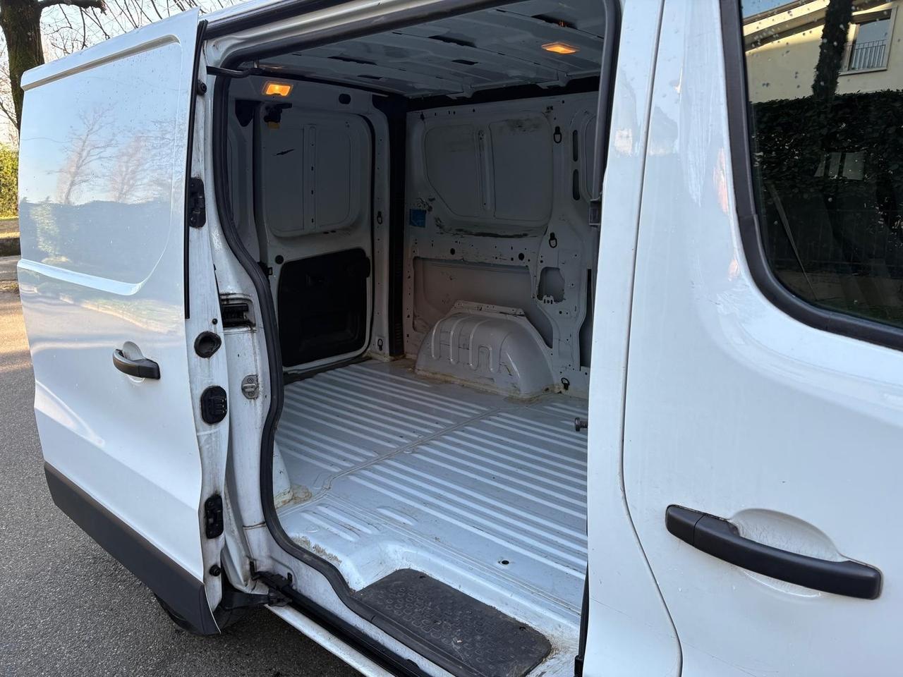 Renault Trafic T27 1.6 dCi 120CV PC-TN Furgone