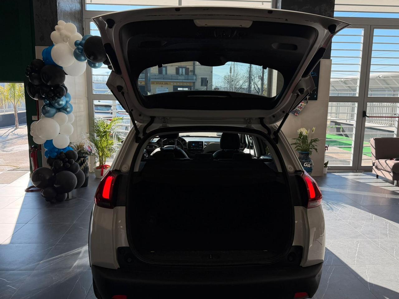 Peugeot 2008 BlueHDi 120 EAT6 S&S Allure