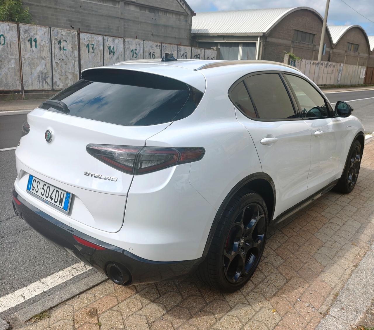 Alfa Romeo Stelvio 210 cv Q4 gancio iva veloce competizione