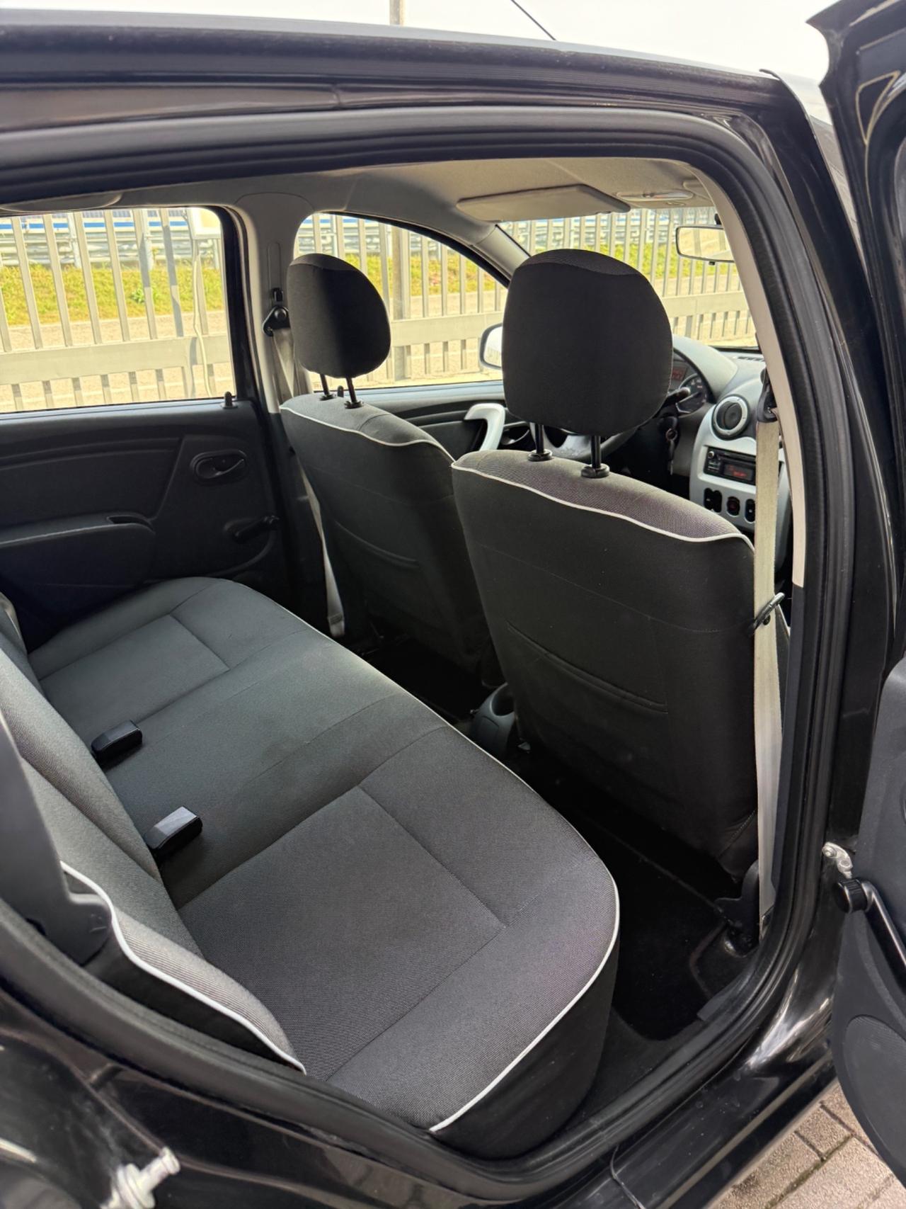 Dacia Sandero 1.2 16V GPL 75CV Embleme