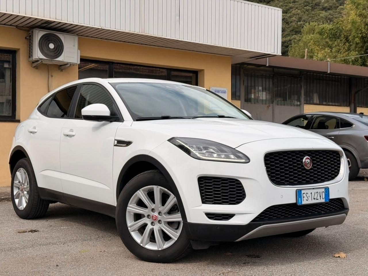 Jaguar E-Pace 2.0D 150 CV AWD aut. R-Dynamic HSE