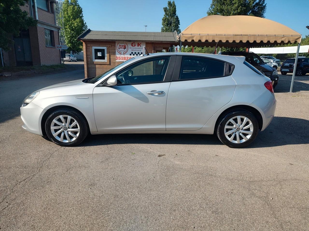 Alfa Romeo Giulietta 1.6 JTDm 120 CV Super, OK NEOPATENTATI, GARANZIA L.12 MESI