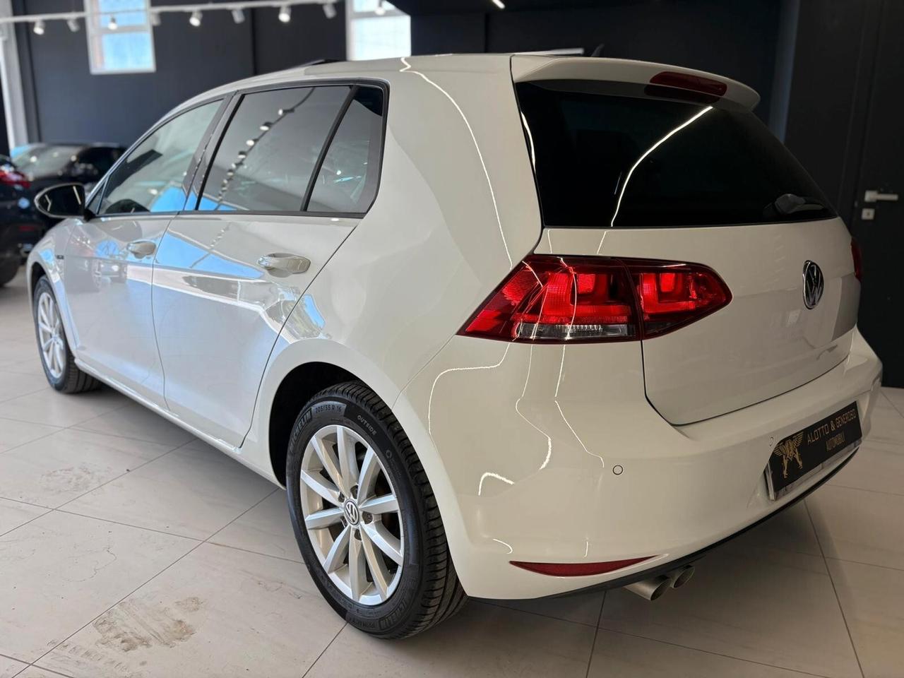 Volkswagen Golf 2.0 TDI 5p Lounge BlueMotion Technology Tetto Apribile