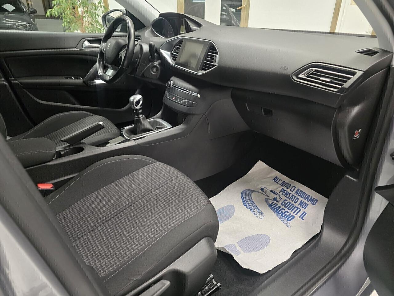 Peugeot 308 BlueHDi 130 S&S SW Bus. 2018