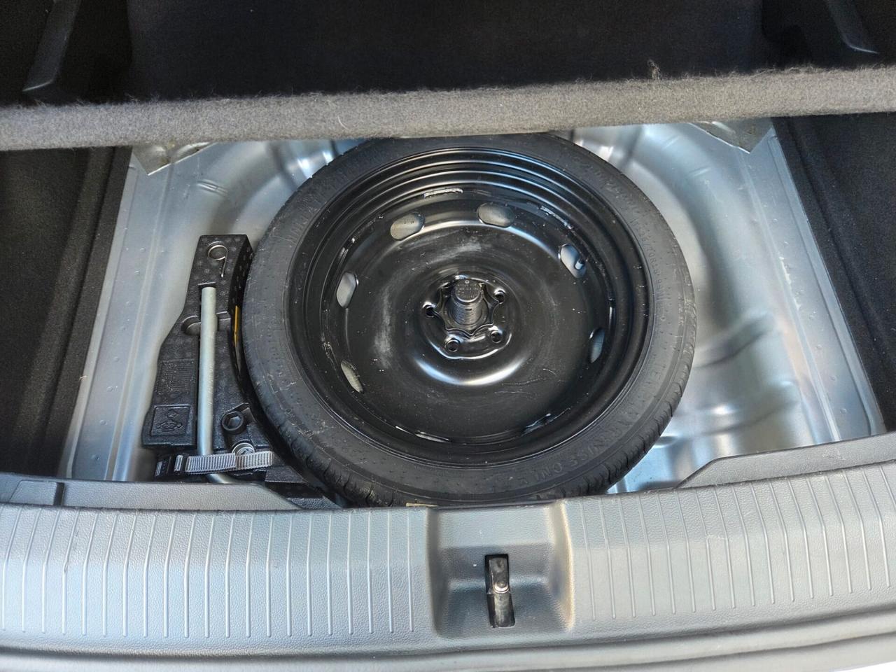 VOLKSWAGEN T-ROC 2.0 TDI 116 cv LIFE