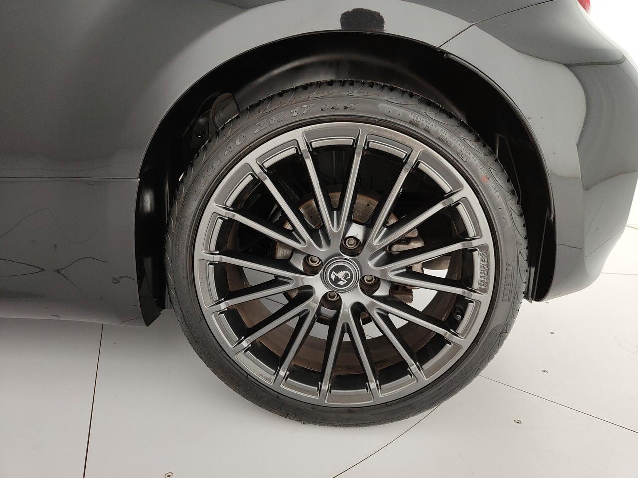 Abarth 595 1.4 Turbo T-Jet 165 CV