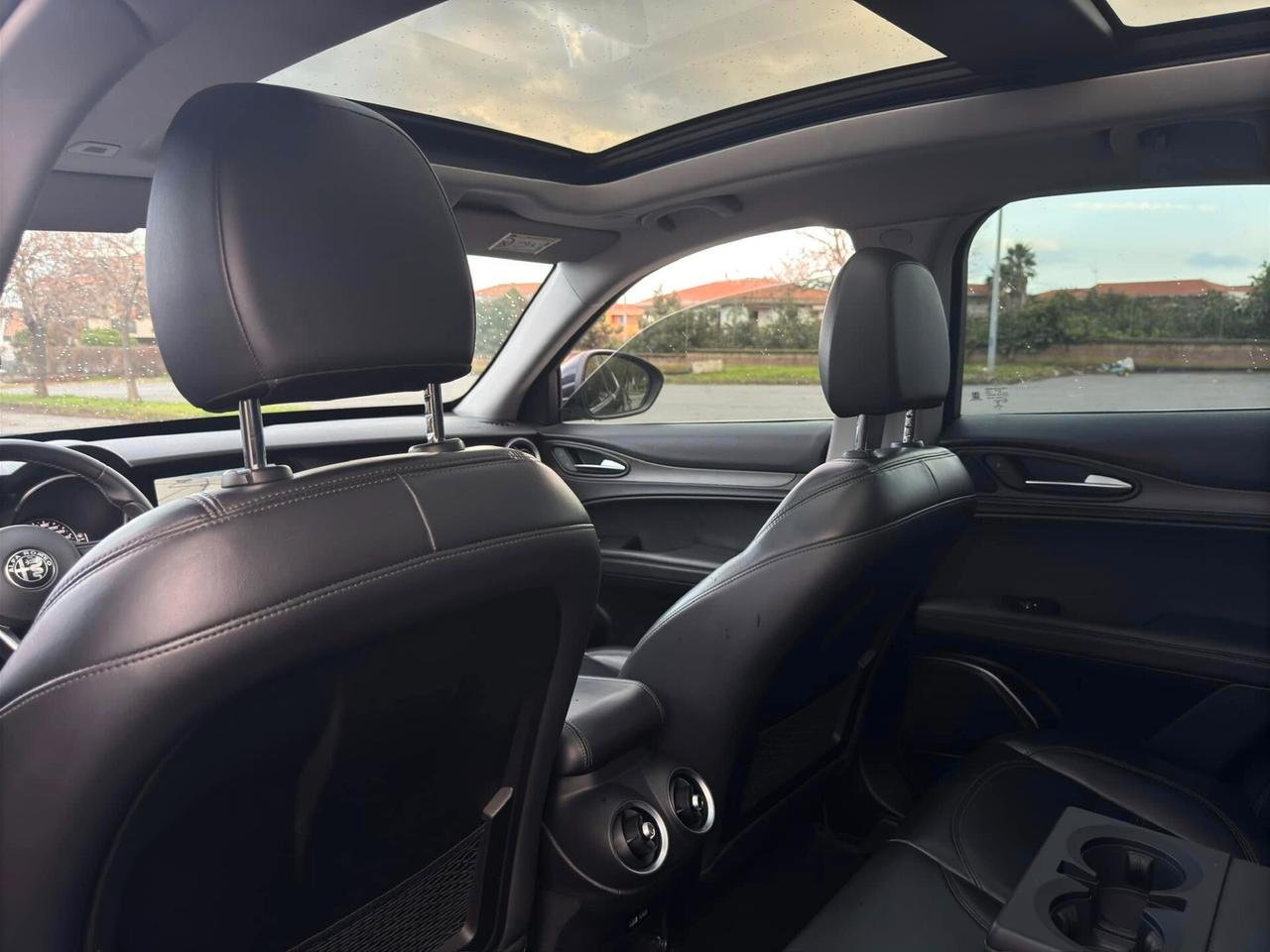 Alfa Romeo Stelvio 2.2 Turbodiesel 210 CV AT8 Q4 Lusso - 2017