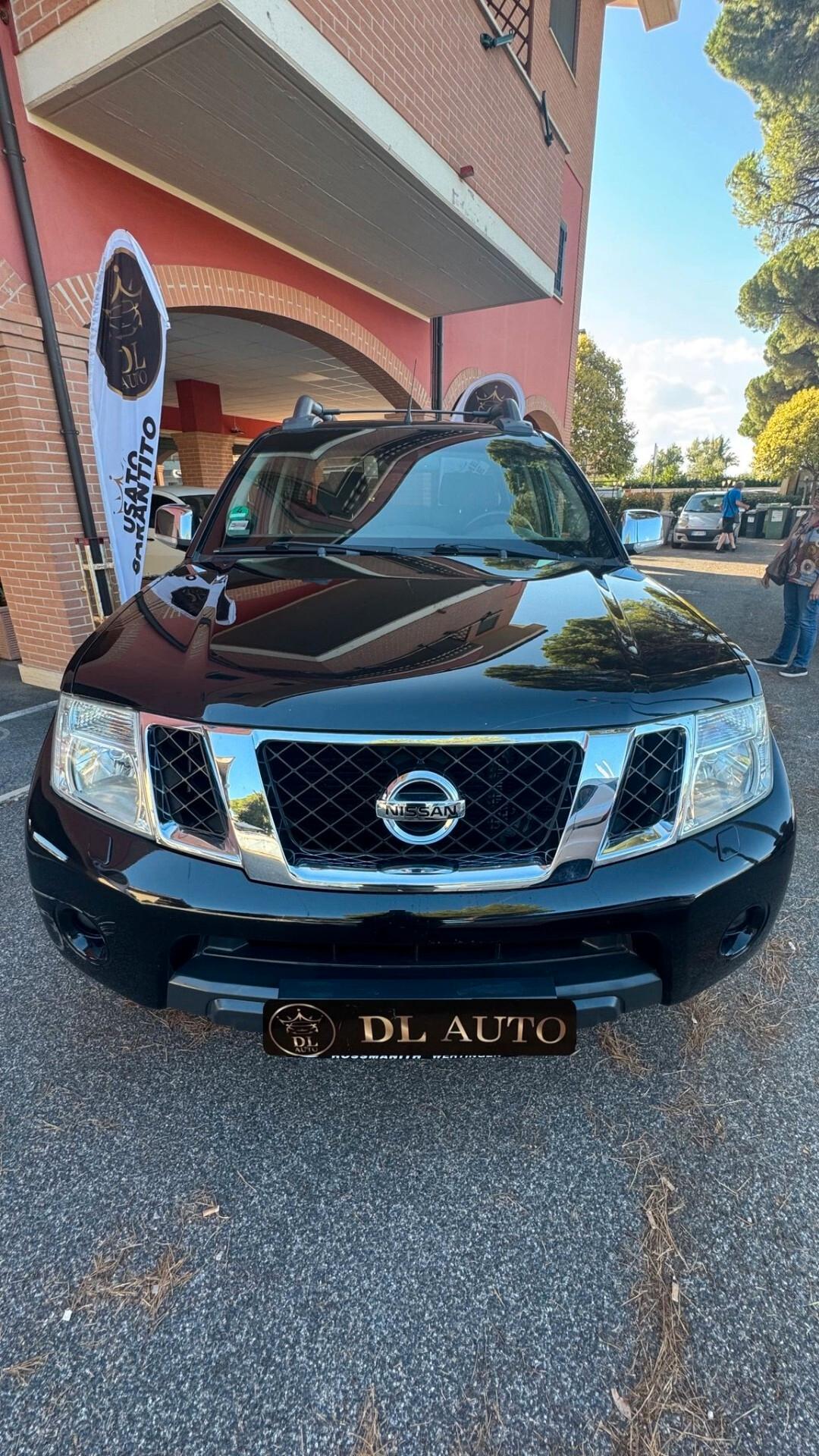 Navara 2.5 dCi 190CV 4 porte Double Cab LE pick-up lungo lunga cabina