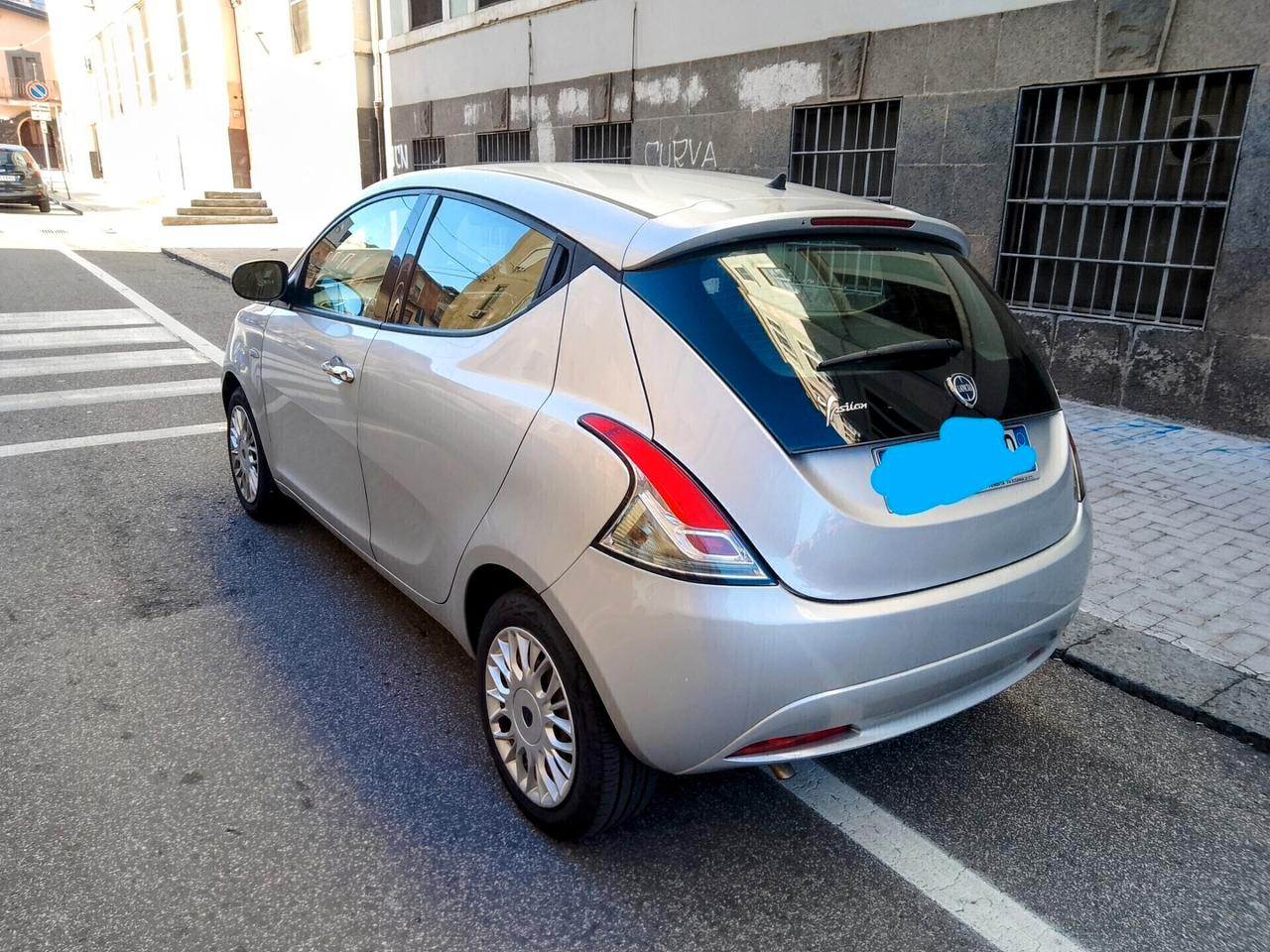 Lancia Ypsilon 1.2 benzina