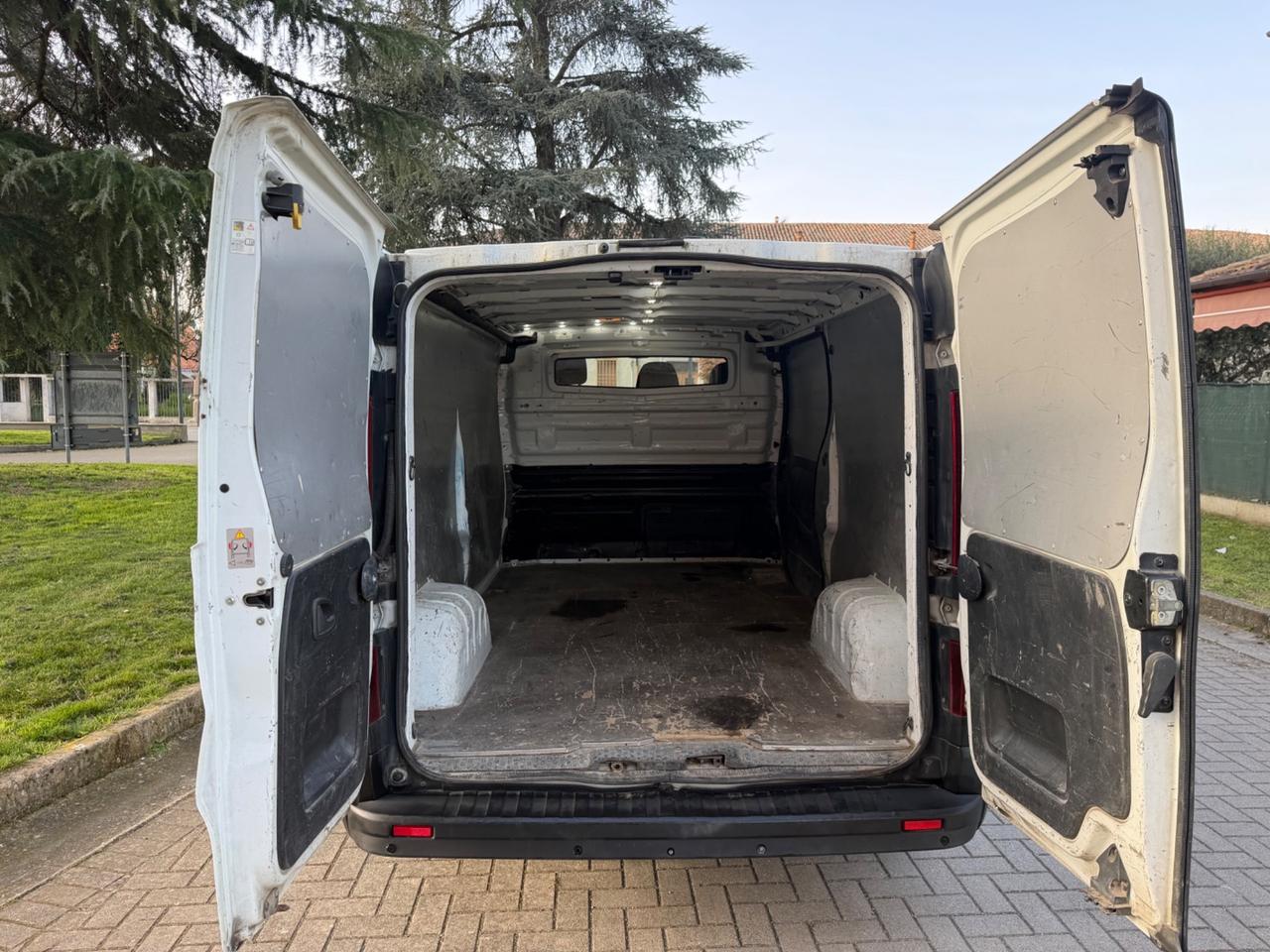 Renault Trafic 1.6dci 3posti passo lungo
