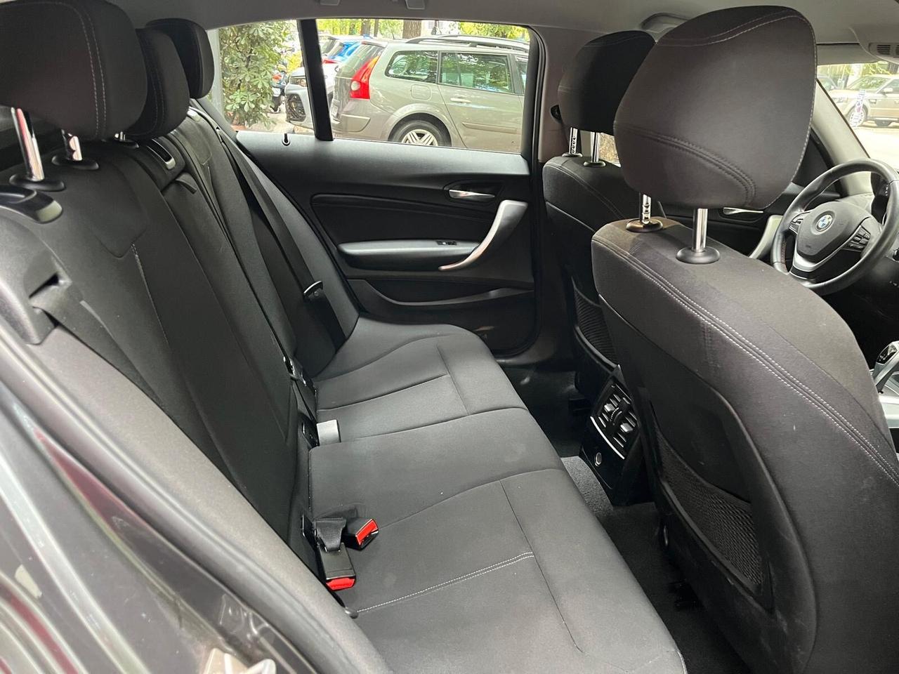 Bmw 118 116d 5p. Sport