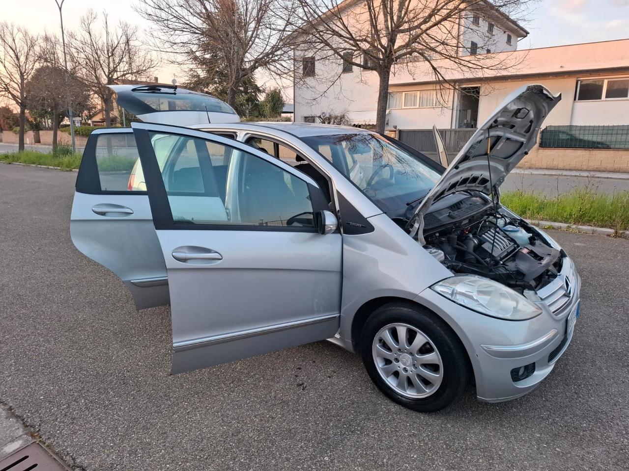 Mercedes-benz A 160 CDI SOLO 128.000 KM