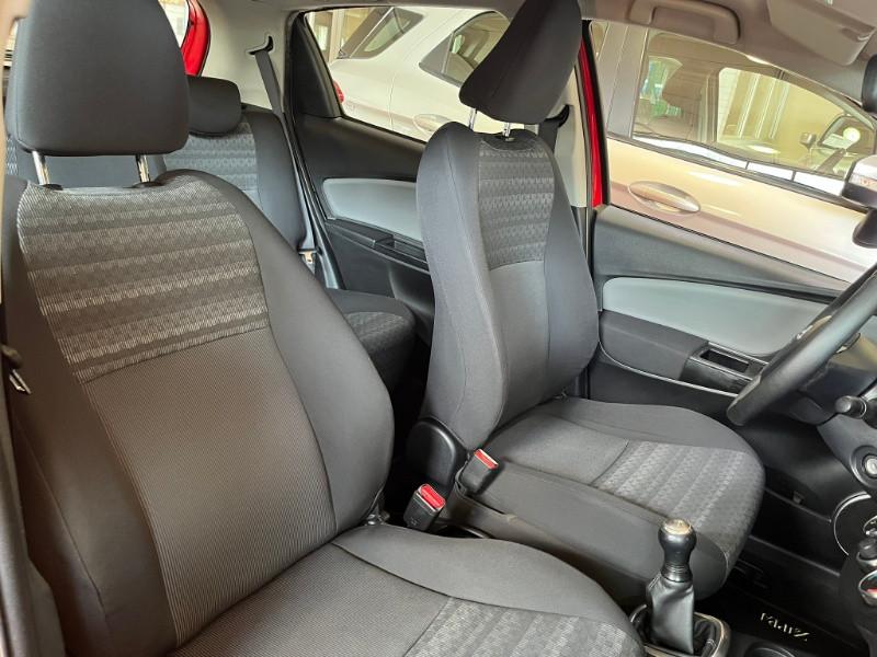 TOYOTA Yaris 1.0 5 porte Active