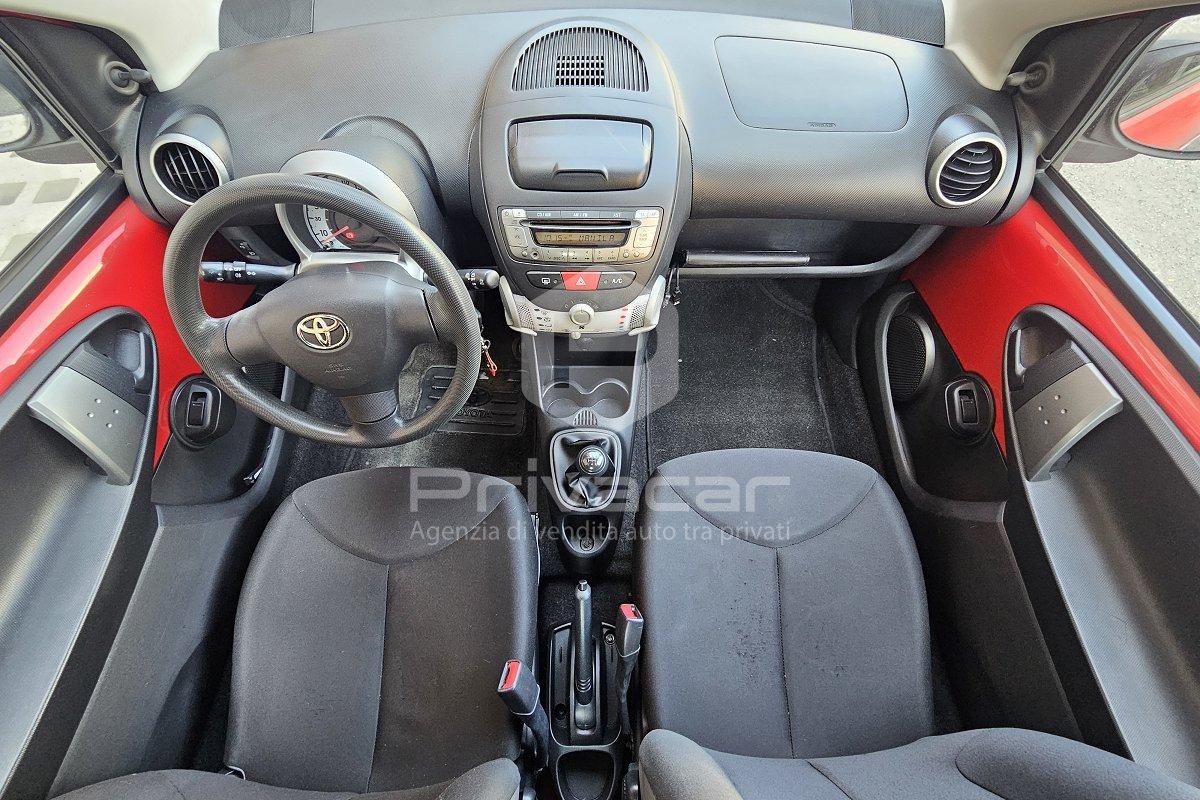 TOYOTA Aygo 1.0 12V VVT-i 3 porte Active Connect
