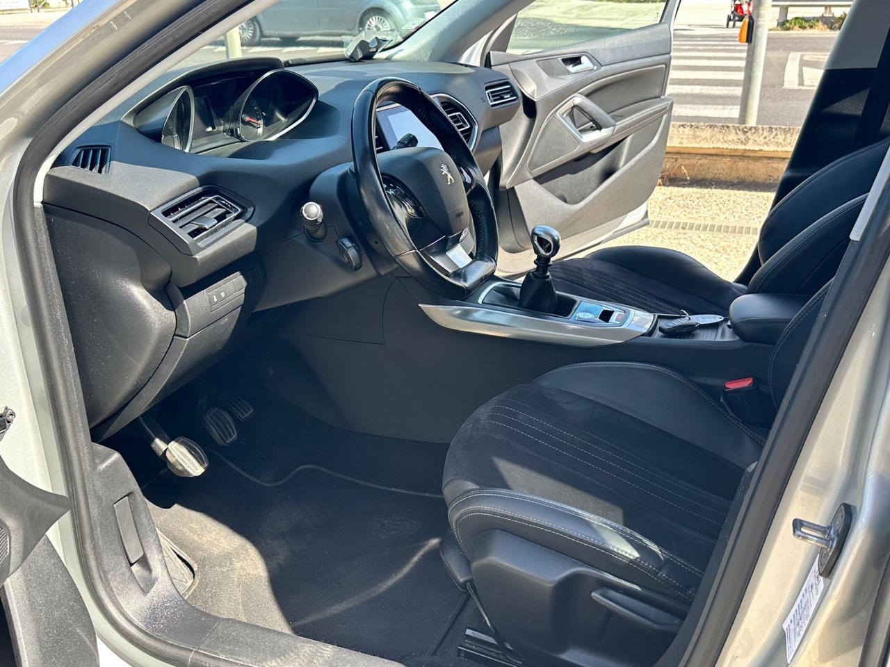 Peugeot 308 BlueHDi 120 SW Gt line 1.6 Diesel