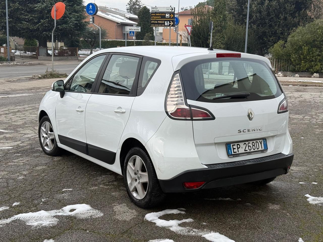 Renault Scenic Scénic XMod 1.6 GPL Wave