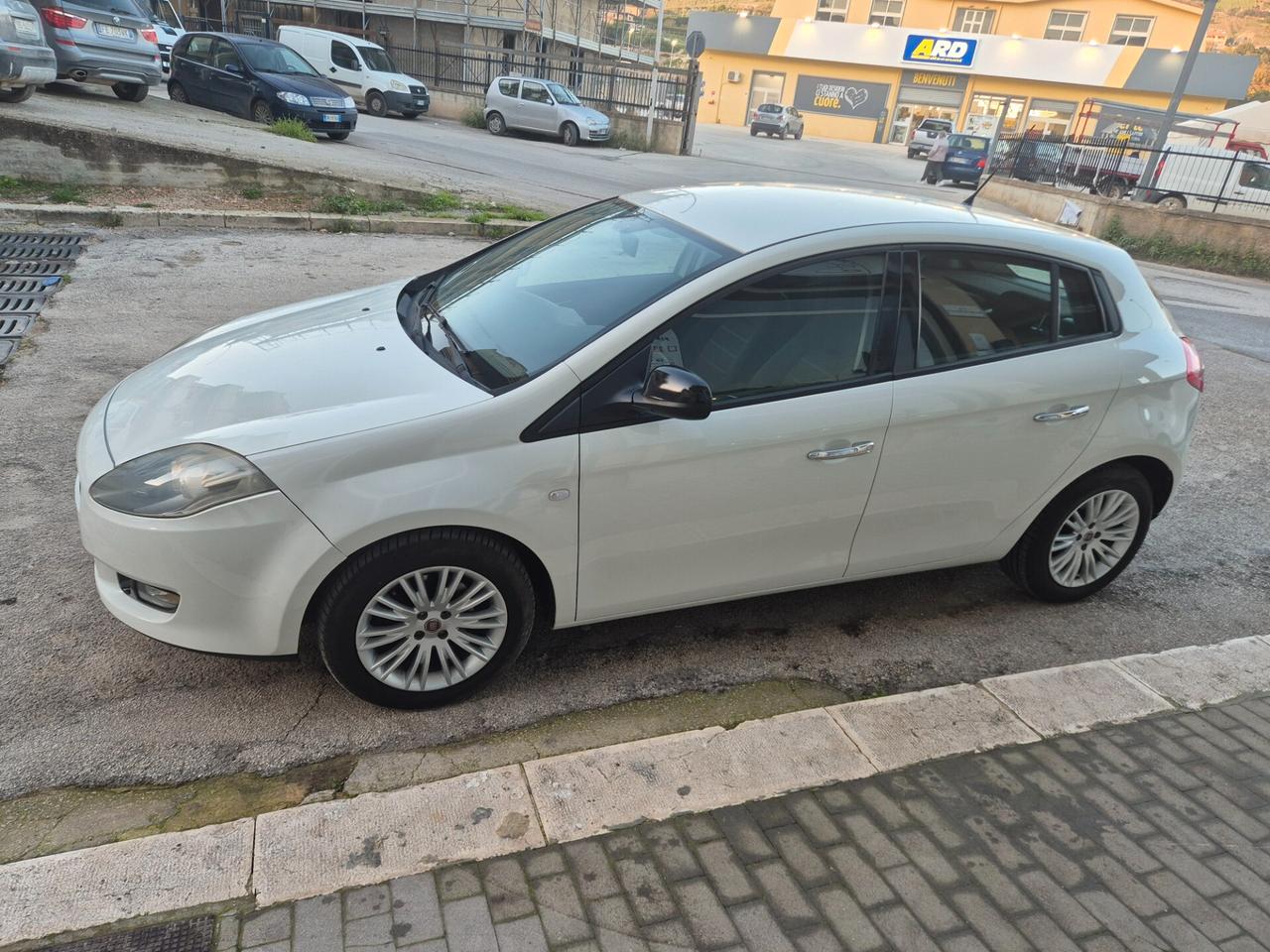 FIAT BRAVO 1.6 MJET 120 CV ANNO 2012 KM CERTIFICATI