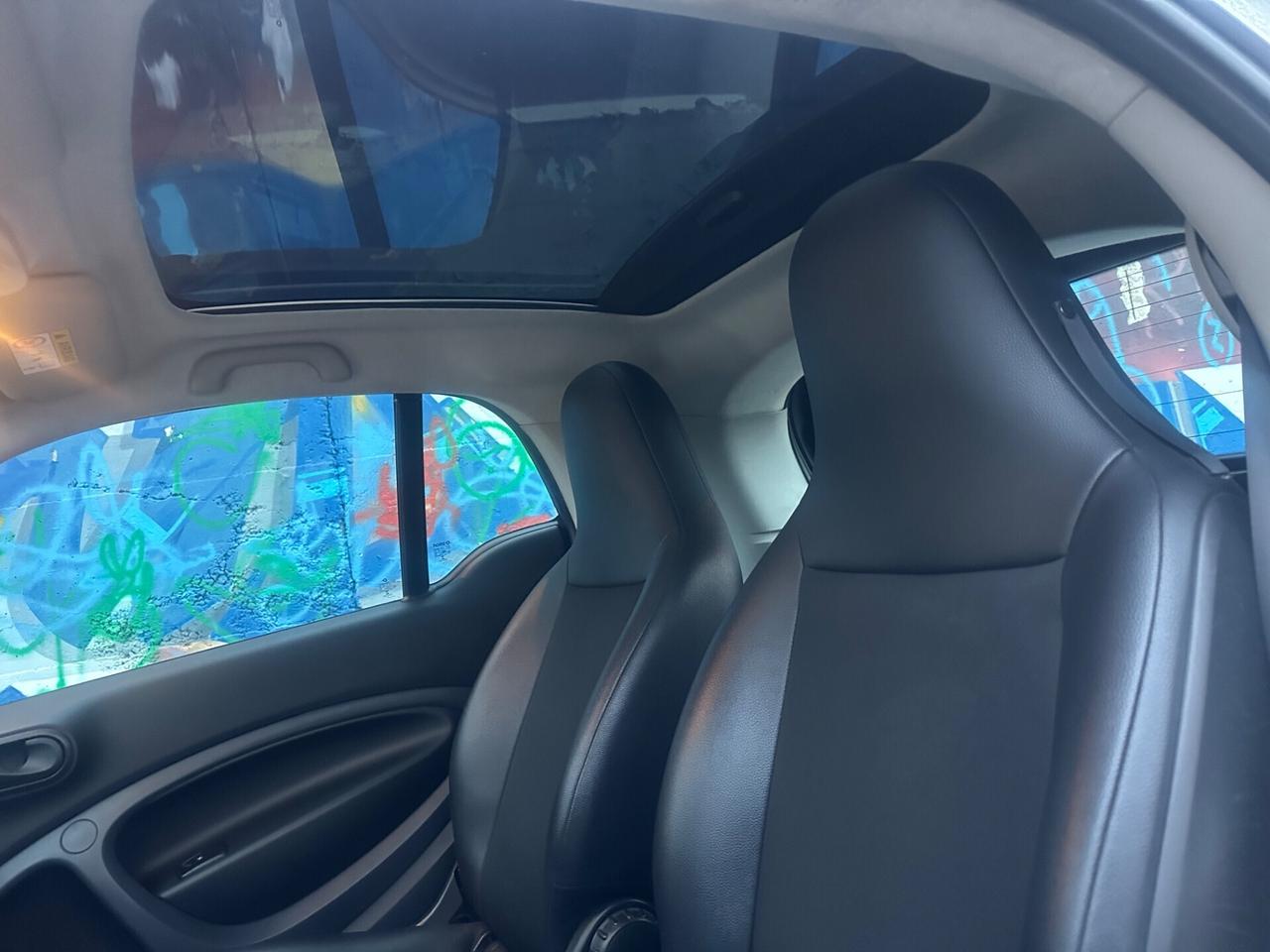 SMART FORTWO AUT+NAVI+TETTO+PELLE