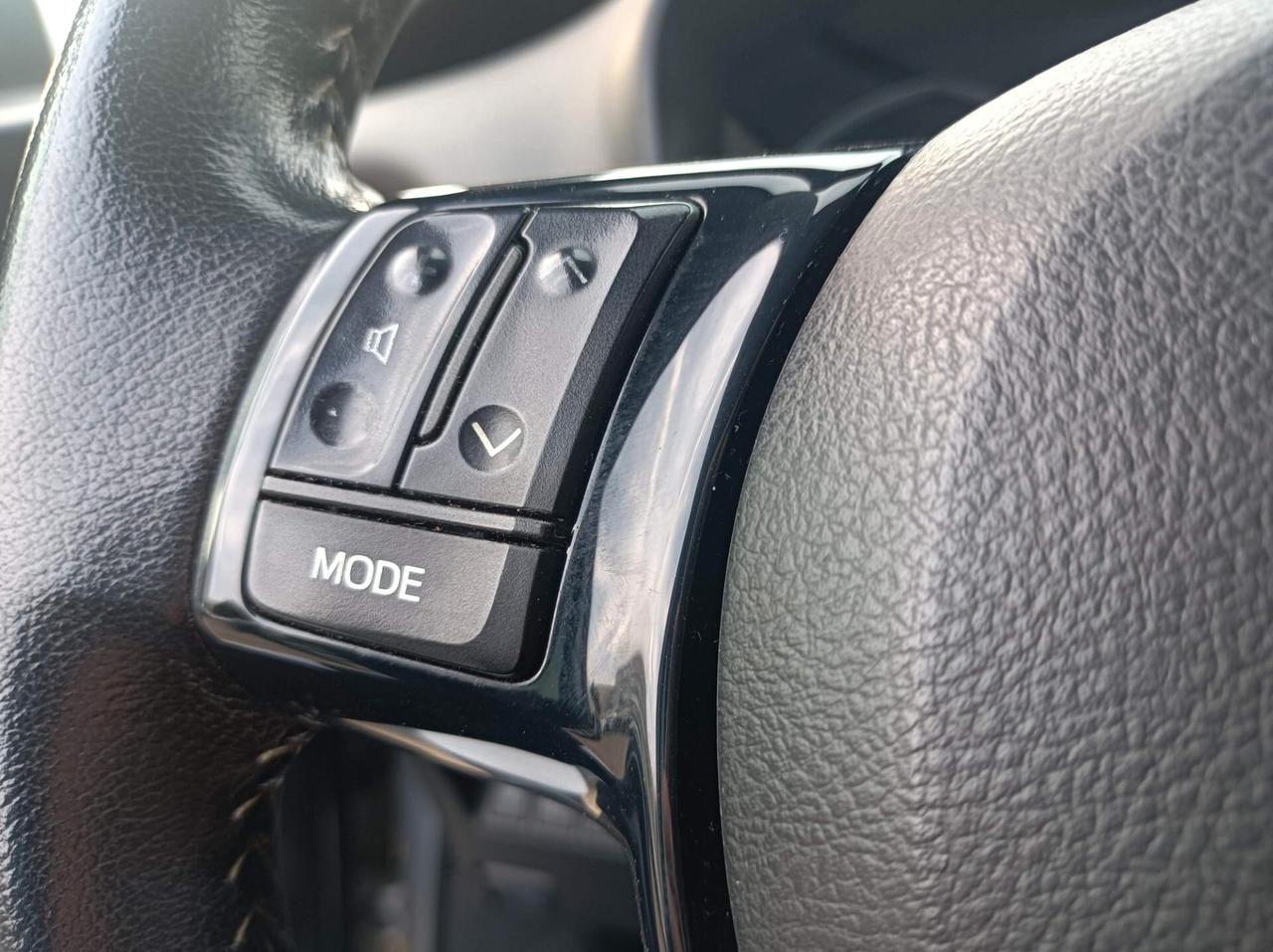 Toyota Yaris 1.5 Hybrid 5 porte Active