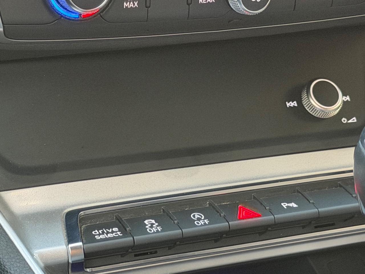Audi Q3 35 TDI S tronic Business Advanced