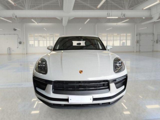 PORSCHE Macan 2.0