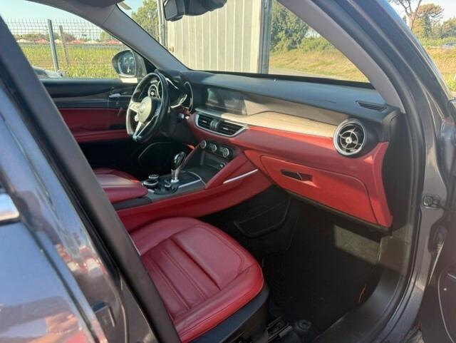 Alfa Romeo Stelvio 2.2 Turbodiesel 180 CV AT8 RWD Executive