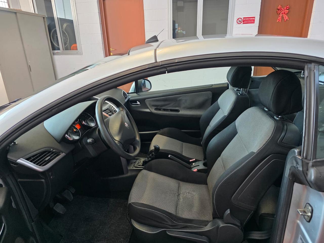 Peugeot 207 CC 1.6 VTI 120CV ROLAND GARROS NEOPAT