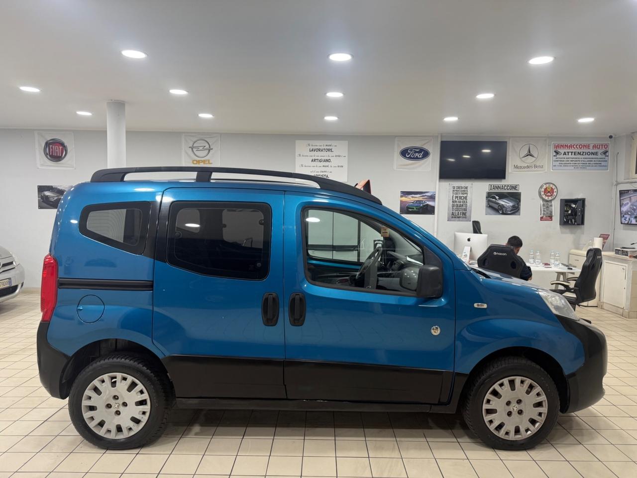 Peugeot Bipper 1.4 hdi automatico
