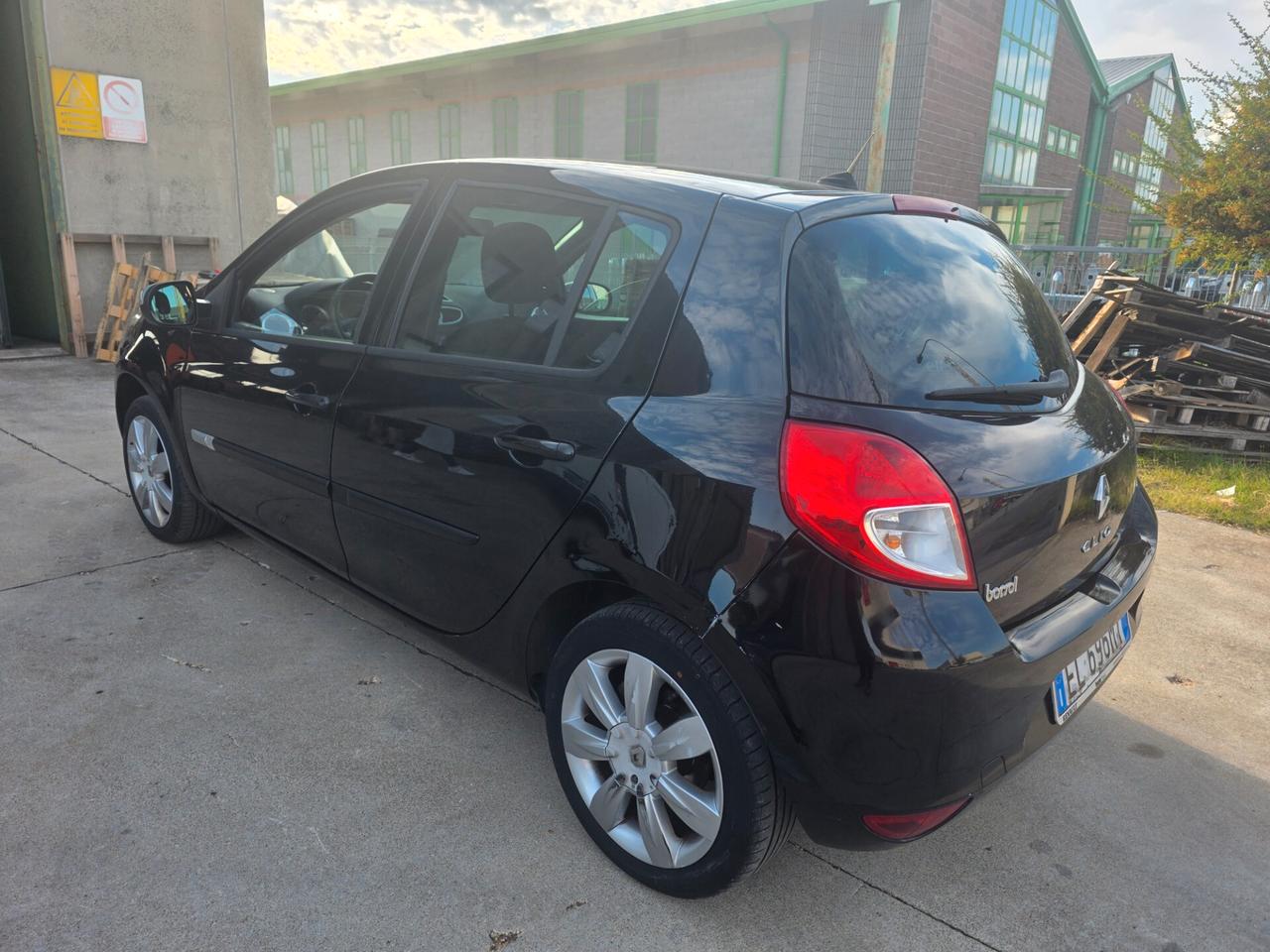 Renault Clio 1.2 16V 5 porte GPL Dynamique