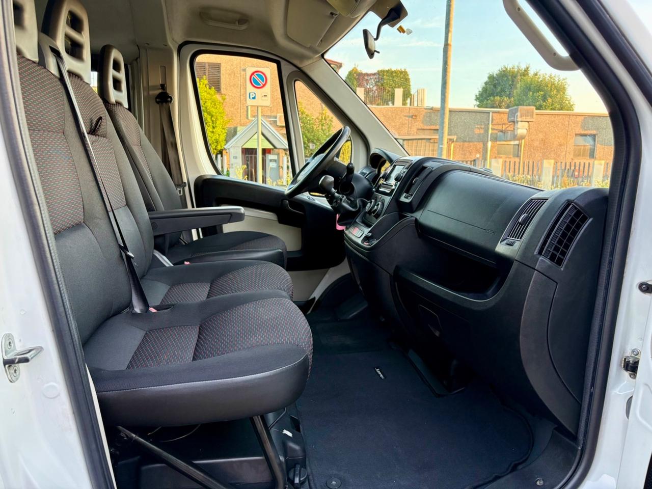 Citroen Jumper 9 POSTI E6 BlueHDi 130 PM-TM Atlante