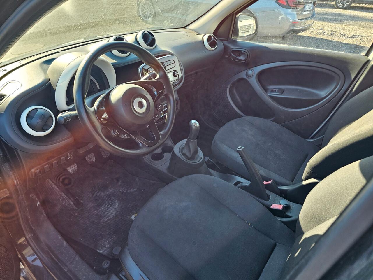 SINISTRATO Smart ForFour 70 1.0 Passion