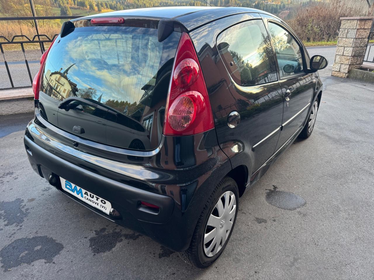 Peugeot 107 1.0 68CV 5p. Sweet Years