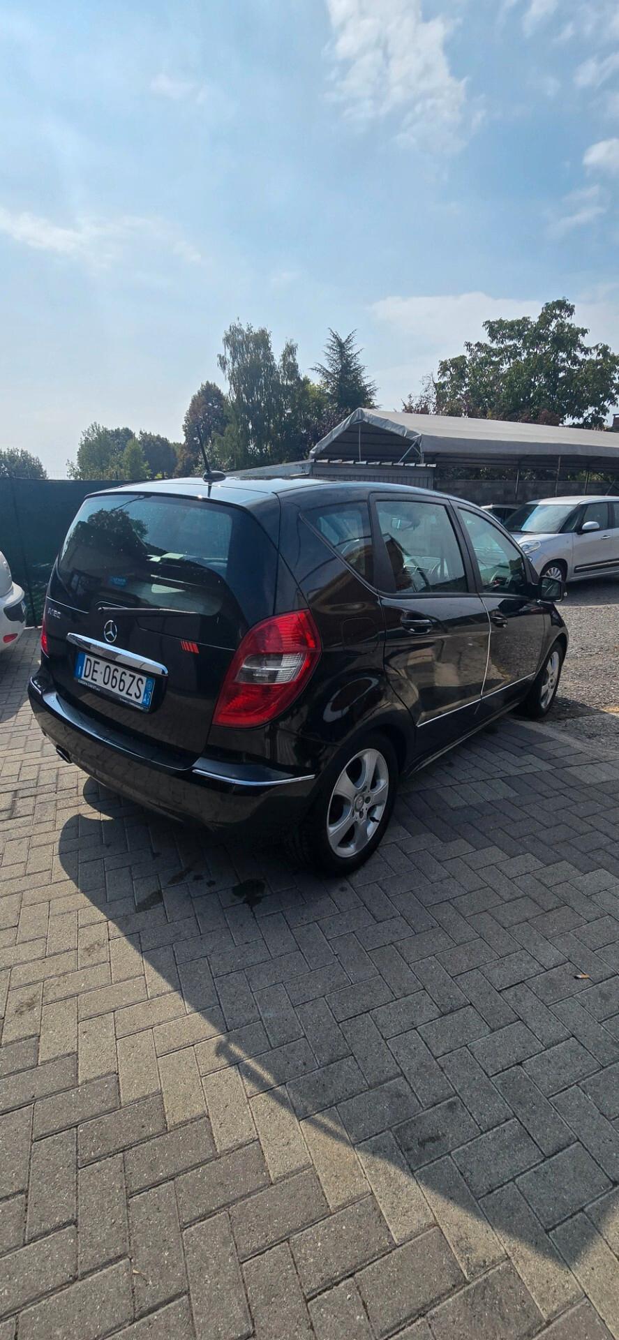 Mercedes-benz A 160 BlueEFFICIENCY anno 2011