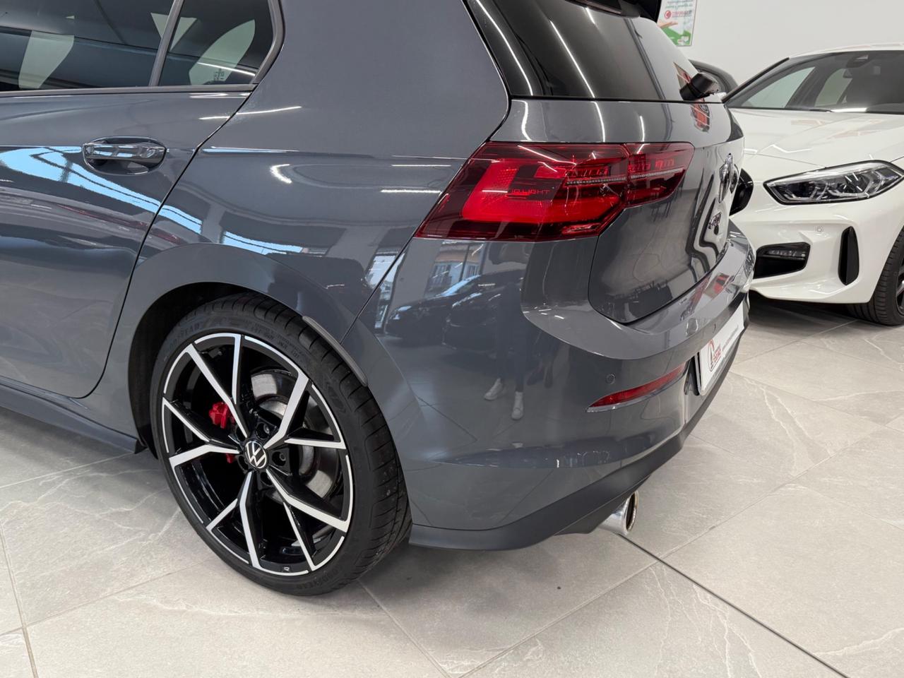 Volkswagen Golf GTI Golf 2.0 TSI GTI DSG PERFORMANCE