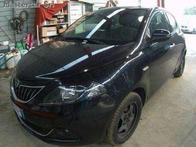 LANCIA Ypsilon neopatentati 1.0 firefly hybrid Gold tg : GK805RY