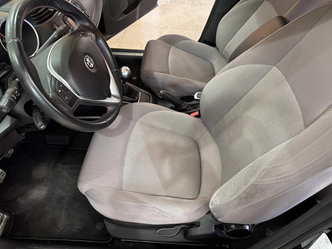 GIULIETTA 2.0 JTDM-2 Distinctive