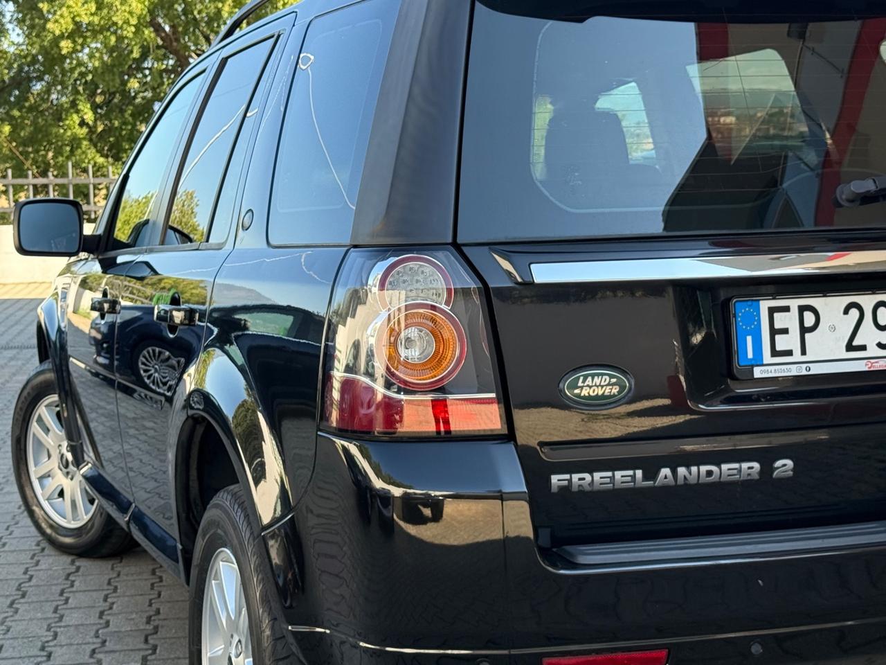 Land Rover Freelander 2.2 TD4 S.W. SE