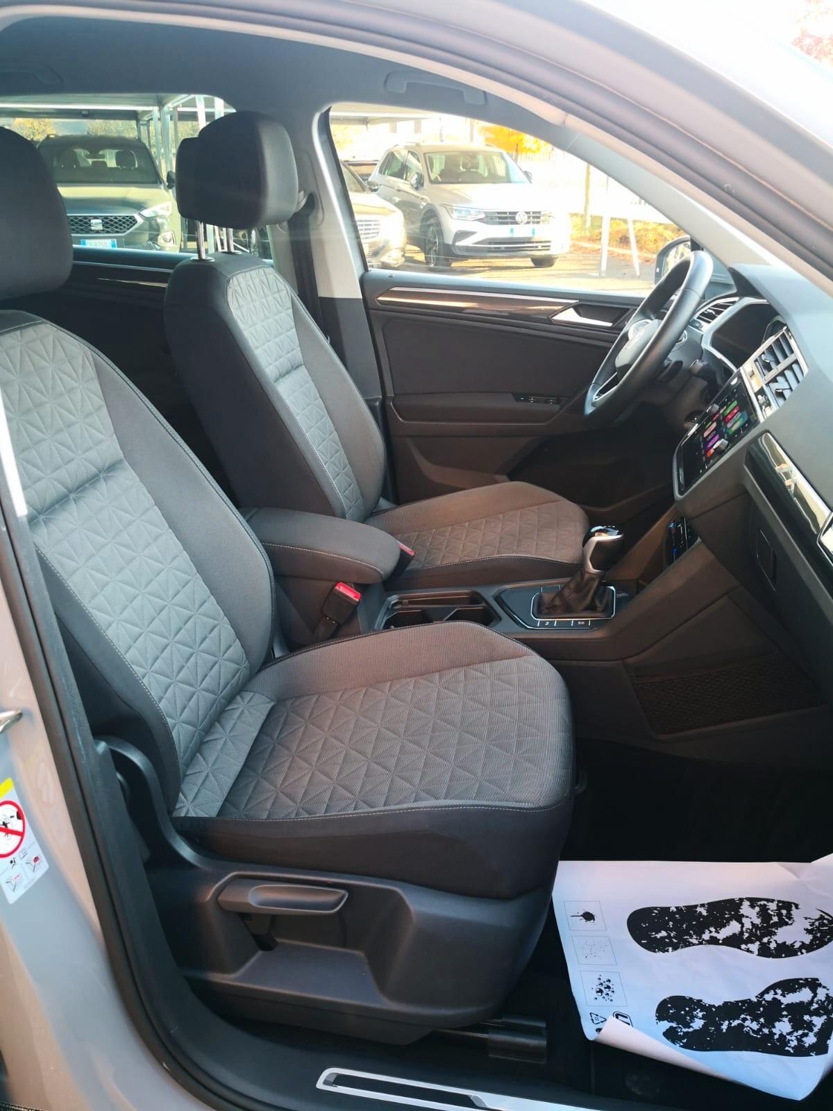 Volkswagen Tiguan 2.0 TDI 150 CV SCR DSG Life ***COCKPIT DISPLAY***