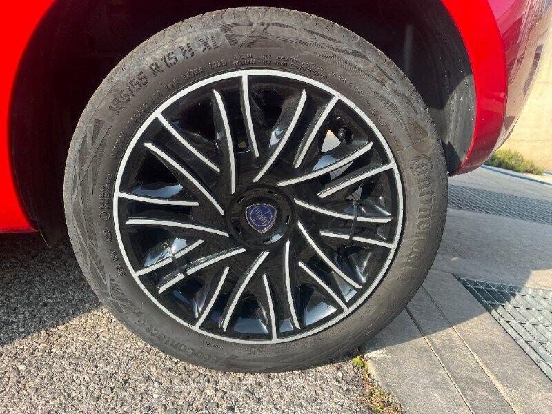 Lancia Ypsilon Ypsilon 1.0 FireFly 5 porte S&S Hybrid Platino