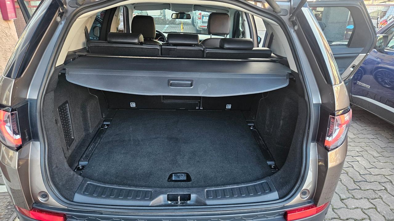 Land Rover Discovery Sport 2.0 td4 HSE Luxury awd 150cv auto PELLE-CAM-NAVY