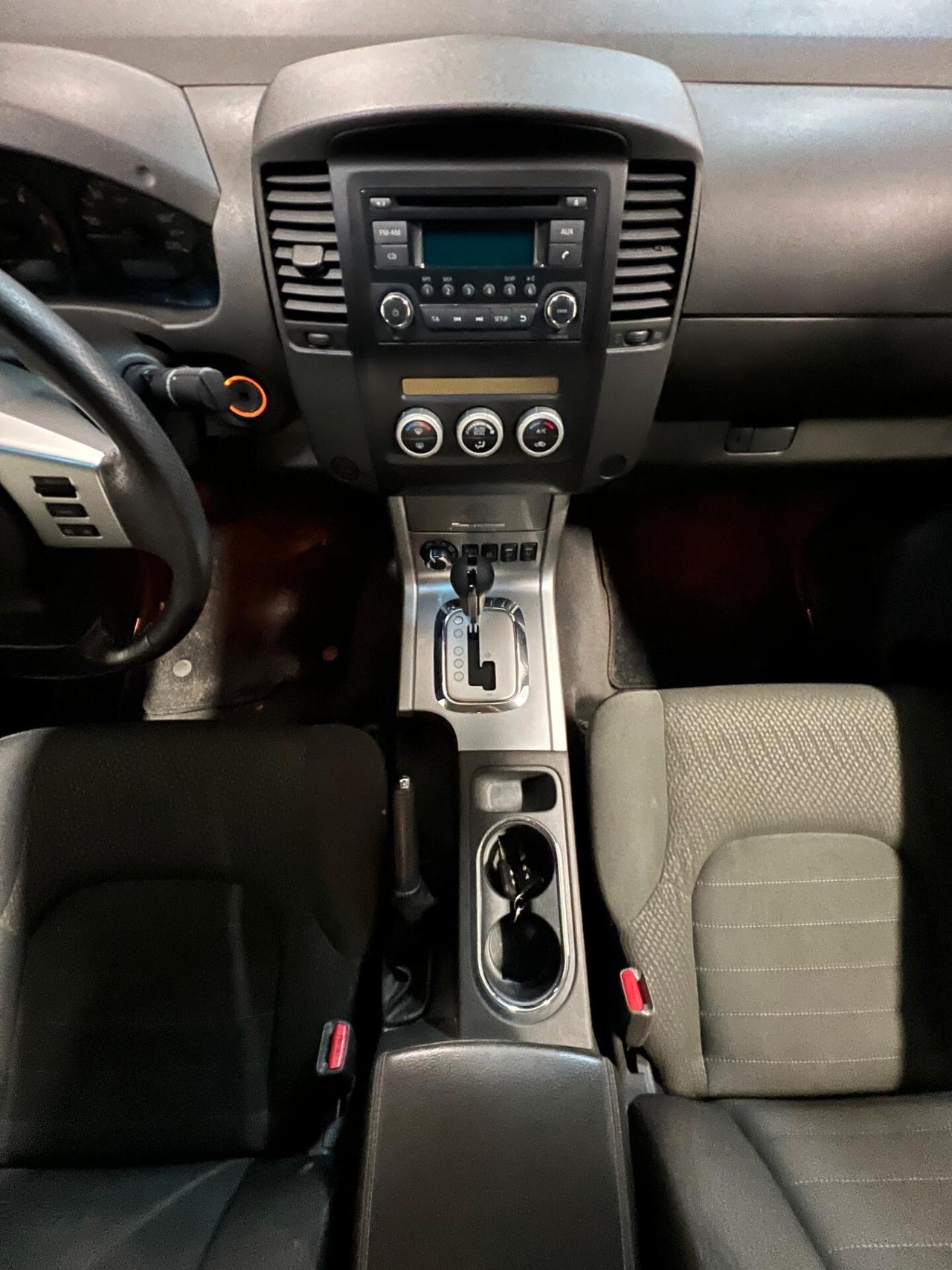 Nissan Navara 2.5 dCi 190CV 4 porte Double Cab XE