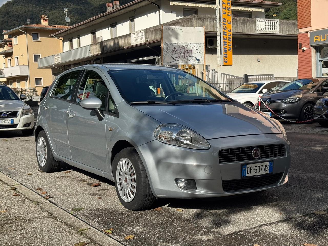 Fiat Grande Punto 1.2 5 porte TAGLIANDATA