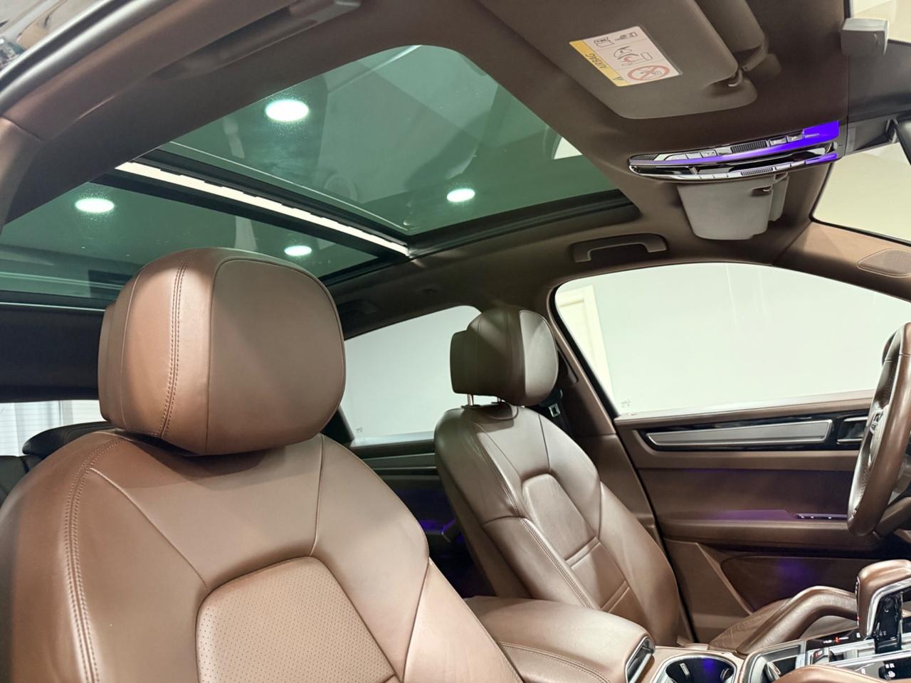 Porsche Cayenne 3.0 V6 1 PROPRIETARIO "BURMESTER"