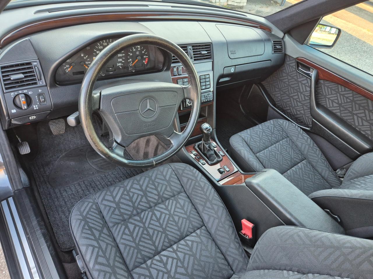 Mercedes-benz C 180 C 180 cat Elegance